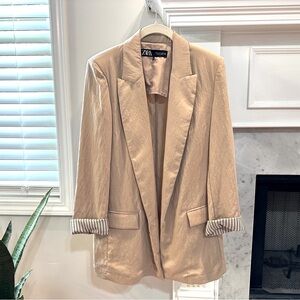 Zara Contrasting Rolled Up Sleeve Blazer